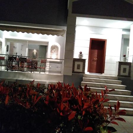 La Maison De Catherine Volos Exterior photo